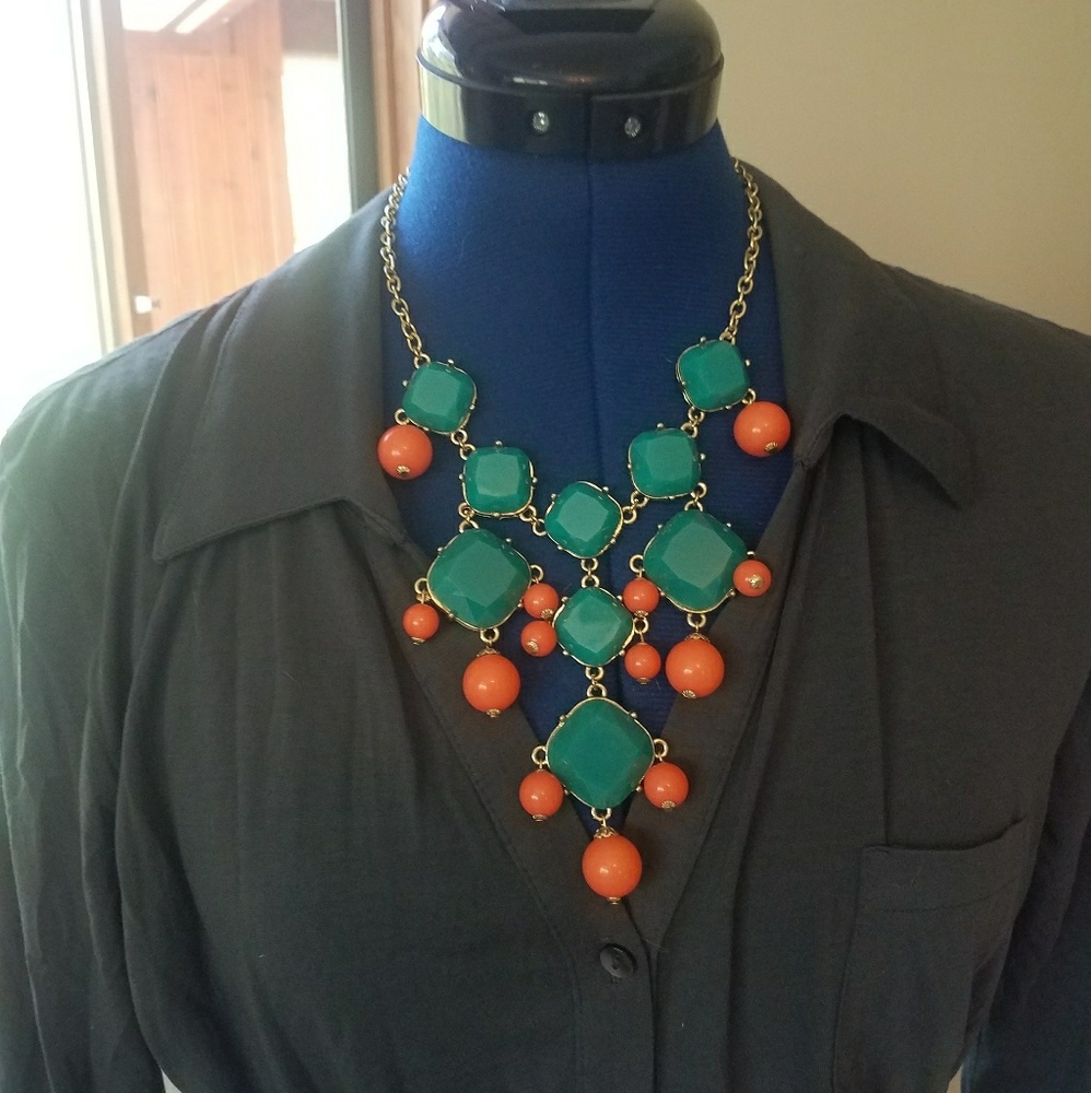 Statement necklace